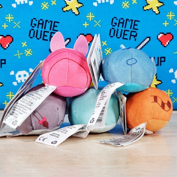 Disney Tsum Tsum Mini Plush Lot includes Stitch Tigger Eeyore Piglet & Dumbo - Picture 2 of 8